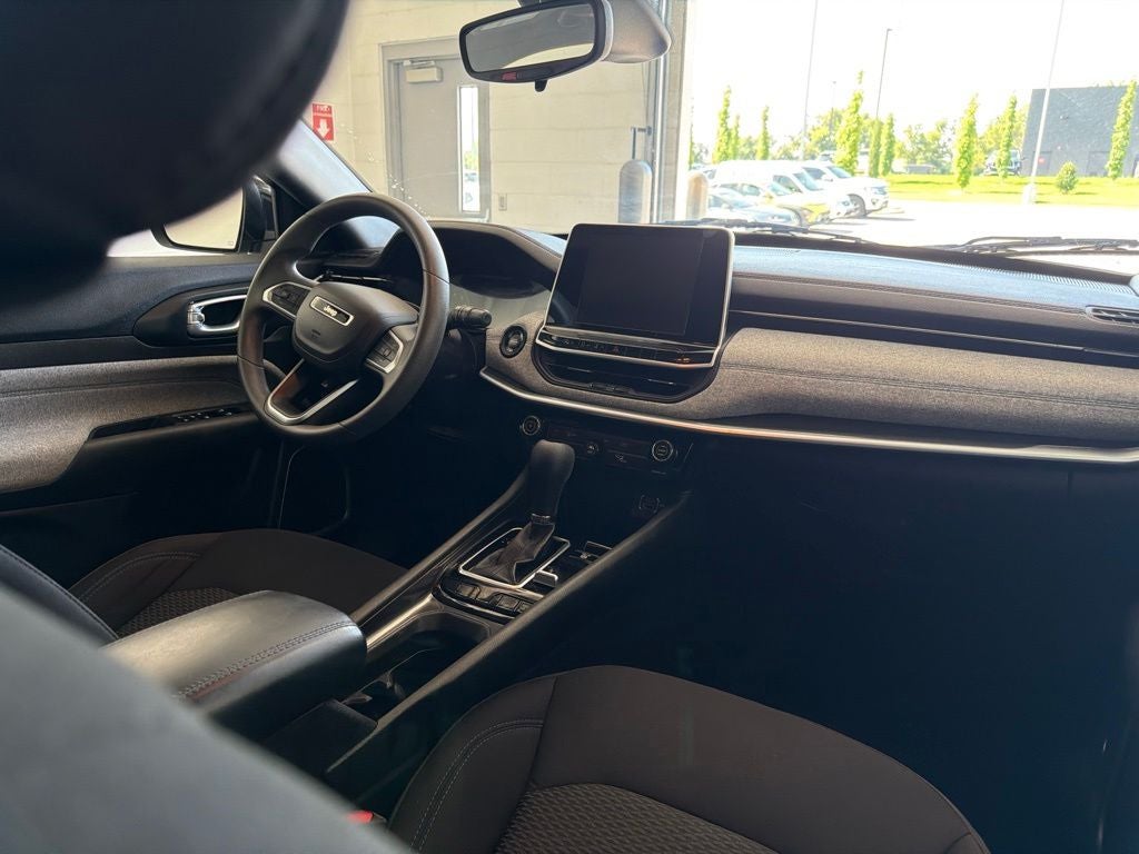 2025 Jeep Compass Sport