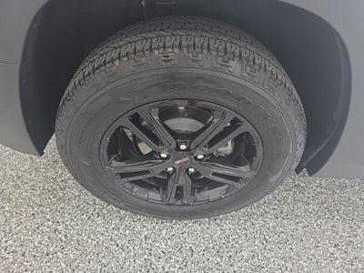 2024 GMC Terrain AT4