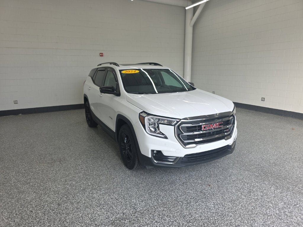 2024 GMC Terrain AT4