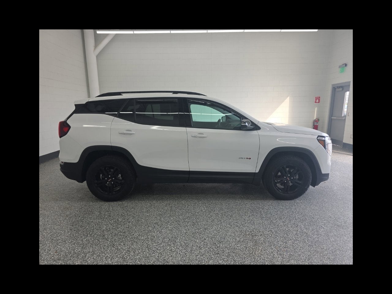 2024 GMC Terrain AT4