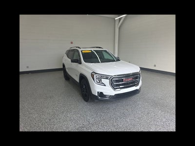 2024 GMC Terrain AT4