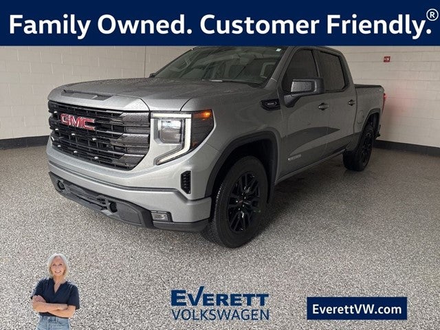 2025 GMC Sierra 1500 Elevation