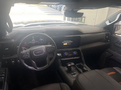 2025 GMC Sierra 1500 AT4