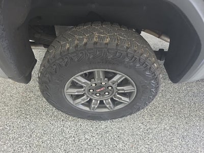 2025 GMC Sierra 1500 AT4X