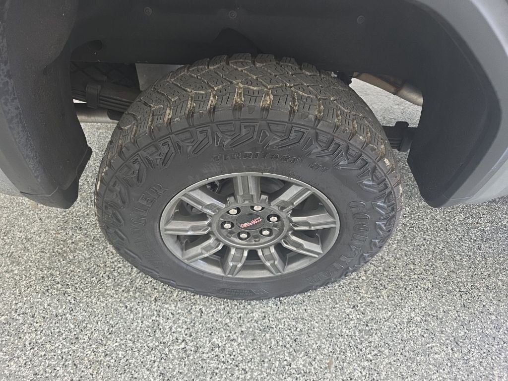 2025 GMC Sierra 1500 AT4X