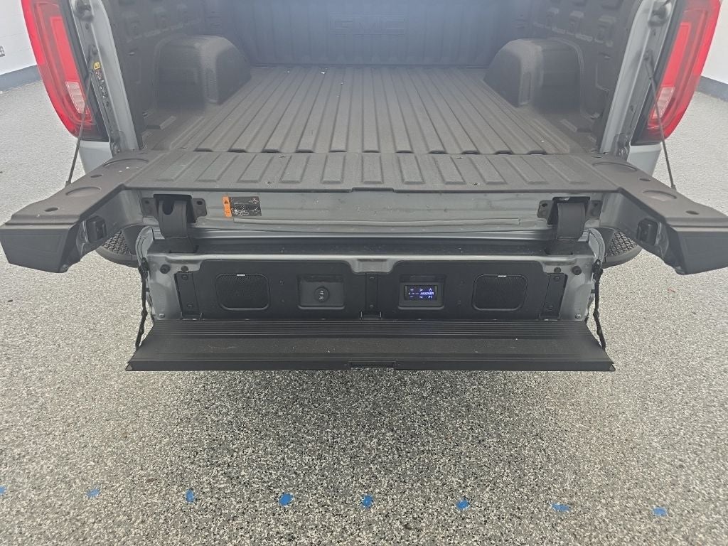 2025 GMC Sierra 1500 AT4X