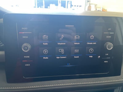 2026 Volkswagen Taos 1.5T SE Black