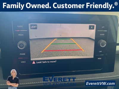 2026 Volkswagen Taos 1.5T SE Black