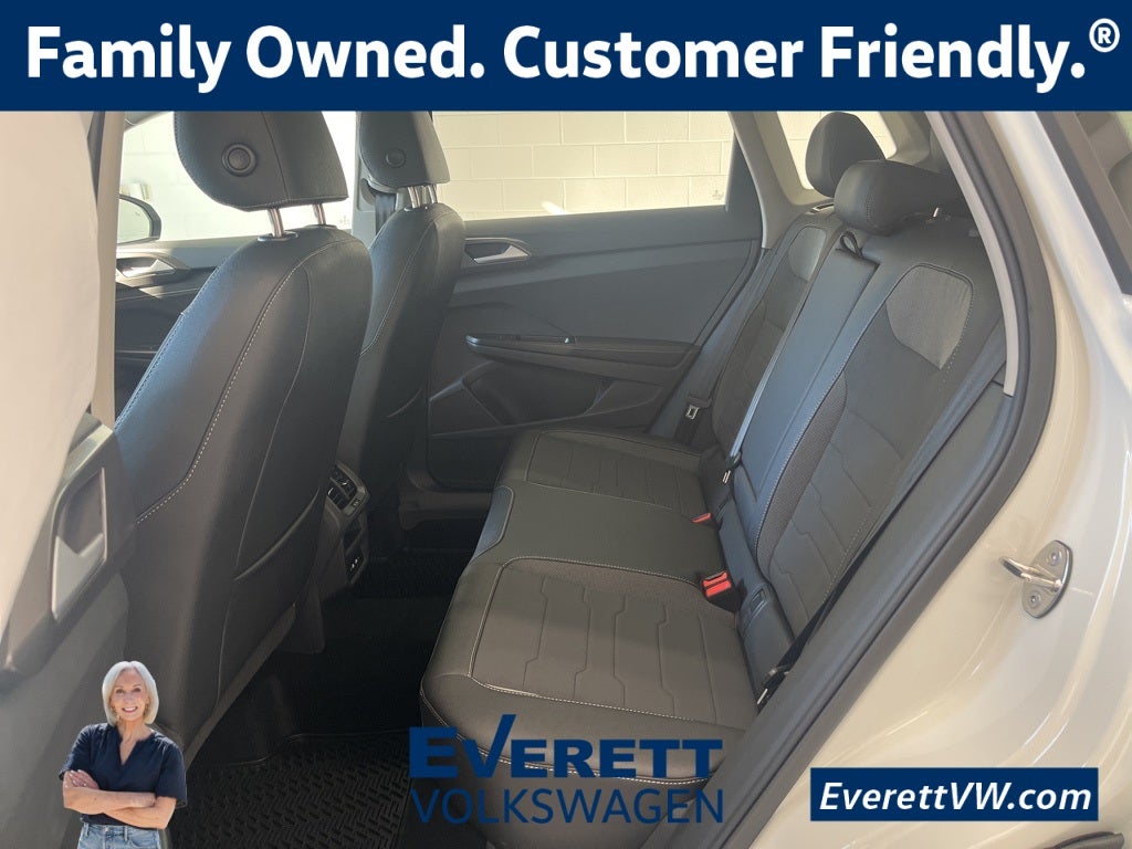 2026 Volkswagen Taos 1.5T SE Black