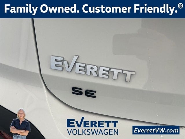 2026 Volkswagen Taos 1.5T SE Black