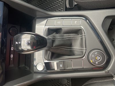 2026 Volkswagen Taos 1.5T SE Black