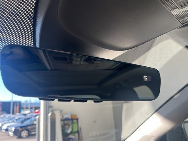 2026 Volkswagen Taos 1.5T SE Black