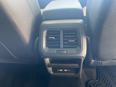 2026 Volkswagen Taos 1.5T SE Black