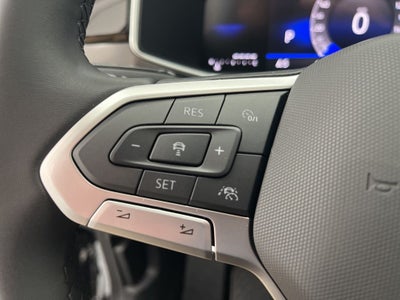 2026 Volkswagen Taos 1.5T SE Black