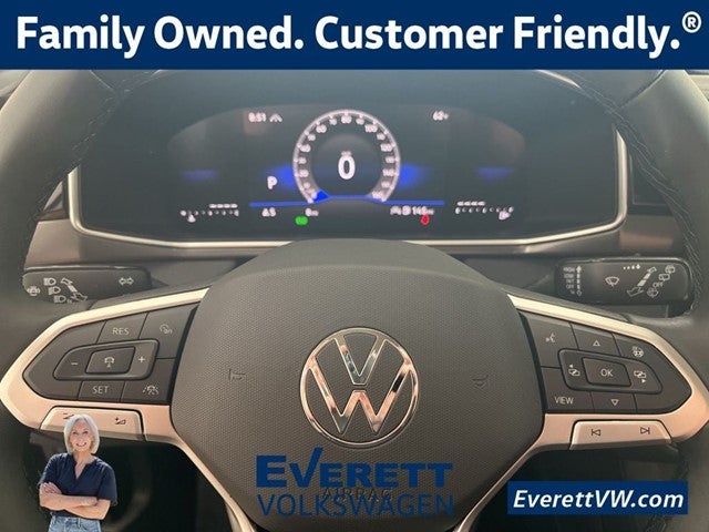 2026 Volkswagen Taos 1.5T SE Black