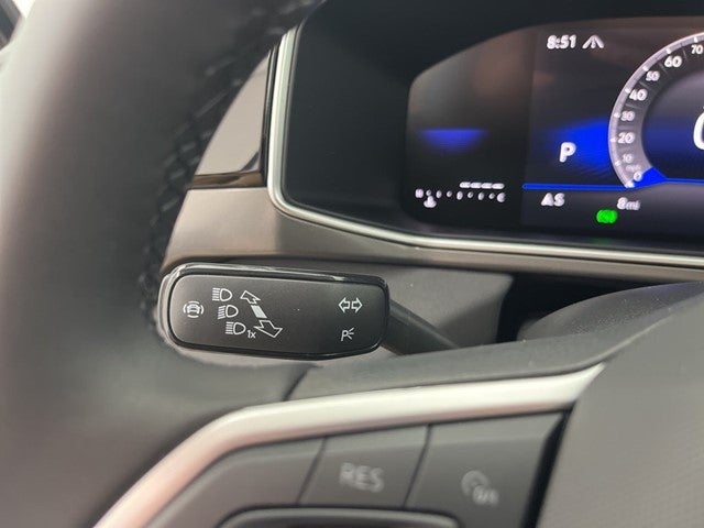 2026 Volkswagen Taos 1.5T SE Black