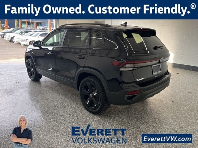 2026 Volkswagen Taos 1.5T SE Black