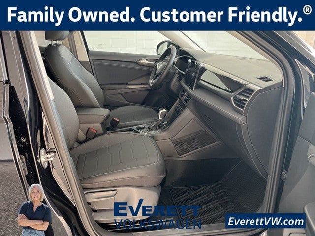 2026 Volkswagen Taos 1.5T SE Black