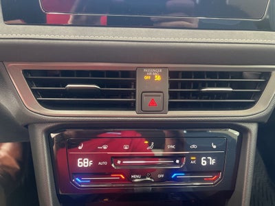 2026 Volkswagen Taos 1.5T SE Black