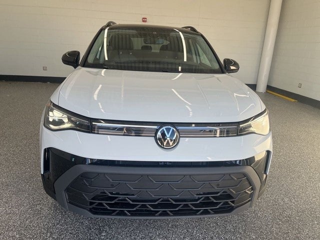 2026 Volkswagen Taos 1.5T SE Black