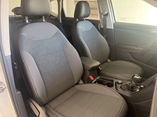 2026 Volkswagen Taos 1.5T SE Black