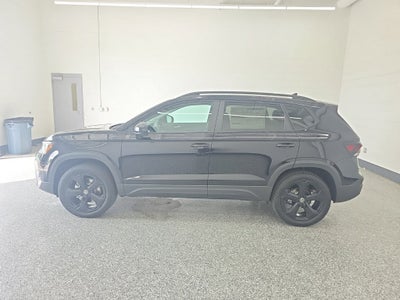 2027 Volkswagen Taos 1.5T SE Black