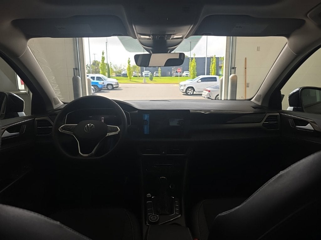 2027 Volkswagen Taos 1.5T SE Black