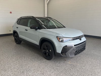2026 Volkswagen Taos 1.5T SE Black