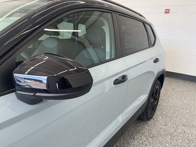 2026 Volkswagen Taos 1.5T SE Black
