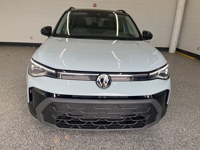 2026 Volkswagen Taos 1.5T SE Black