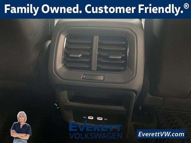 2026 Volkswagen Taos 1.5T SEL