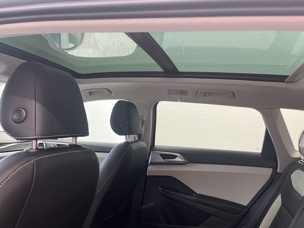 2026 Volkswagen Taos 1.5T SEL