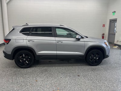 2026 Volkswagen Taos 1.5T SEL