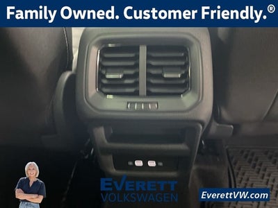 2026 Volkswagen Taos 1.5T SEL