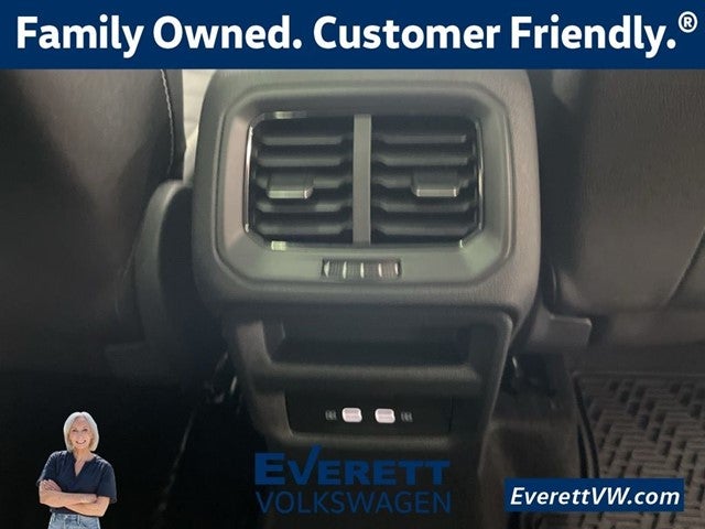 2026 Volkswagen Taos 1.5T SEL