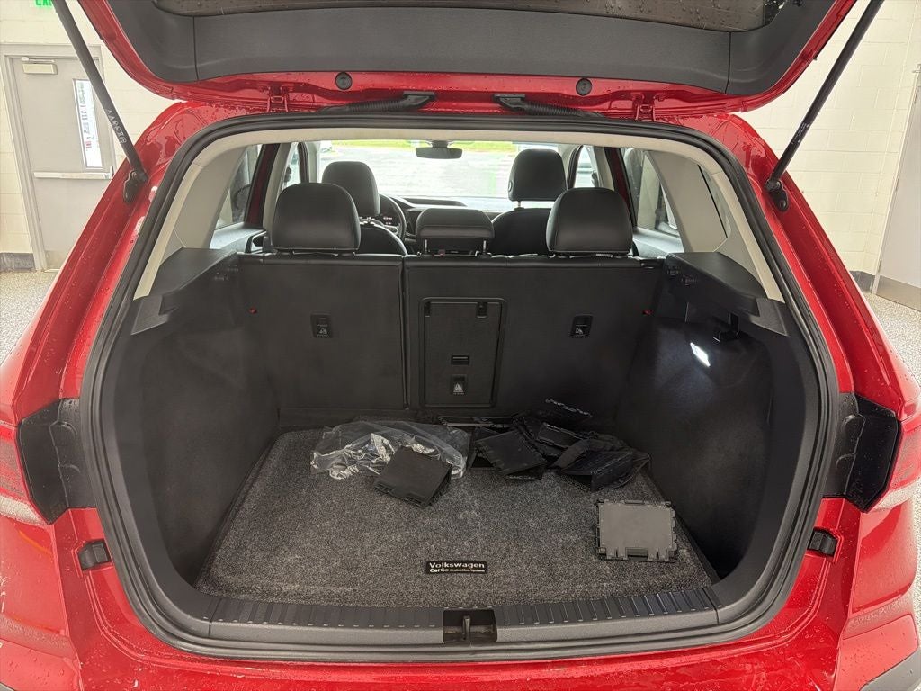 2024 Volkswagen Taos 1.5T SEL