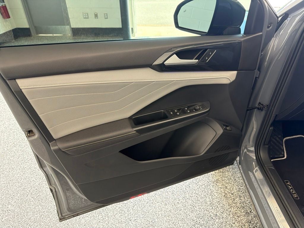 2024 Volkswagen Taos 1.5T SEL