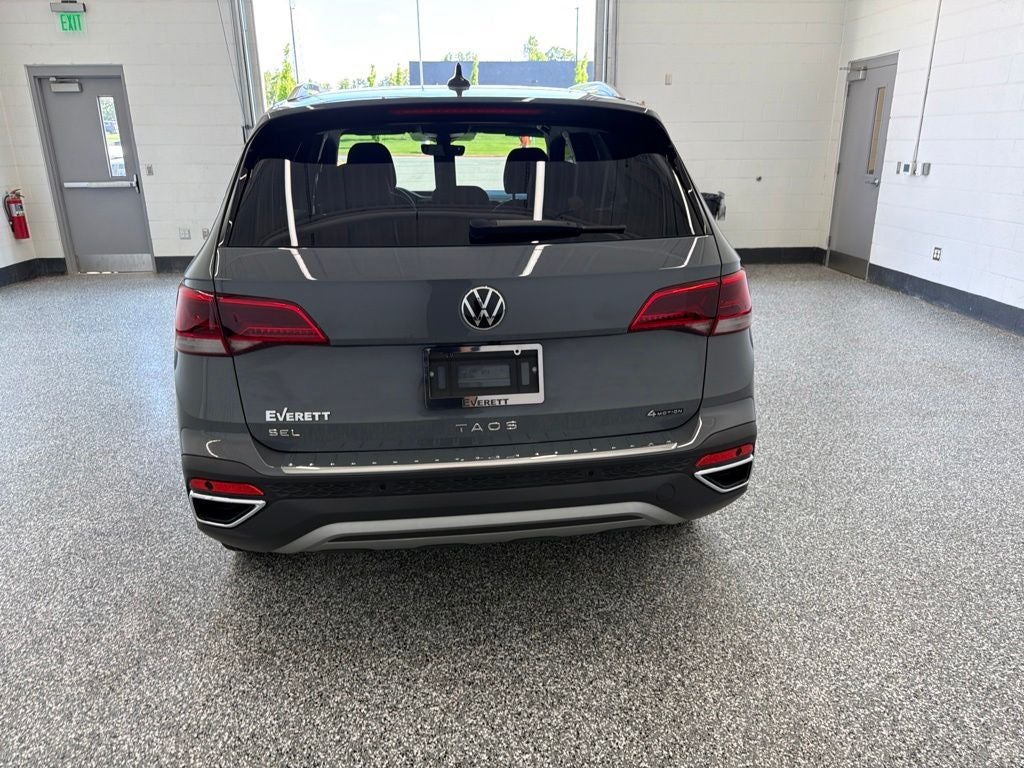 2024 Volkswagen Taos 1.5T SEL