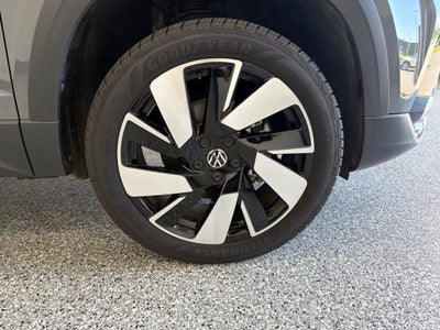 2024 Volkswagen Taos 1.5T SEL