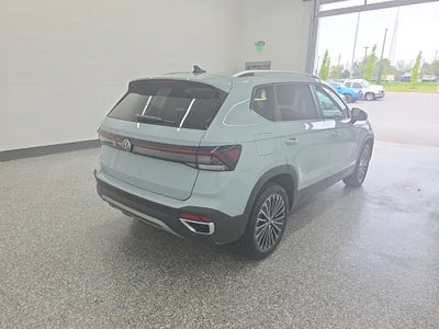 2027 Volkswagen Taos 1.5T SE
