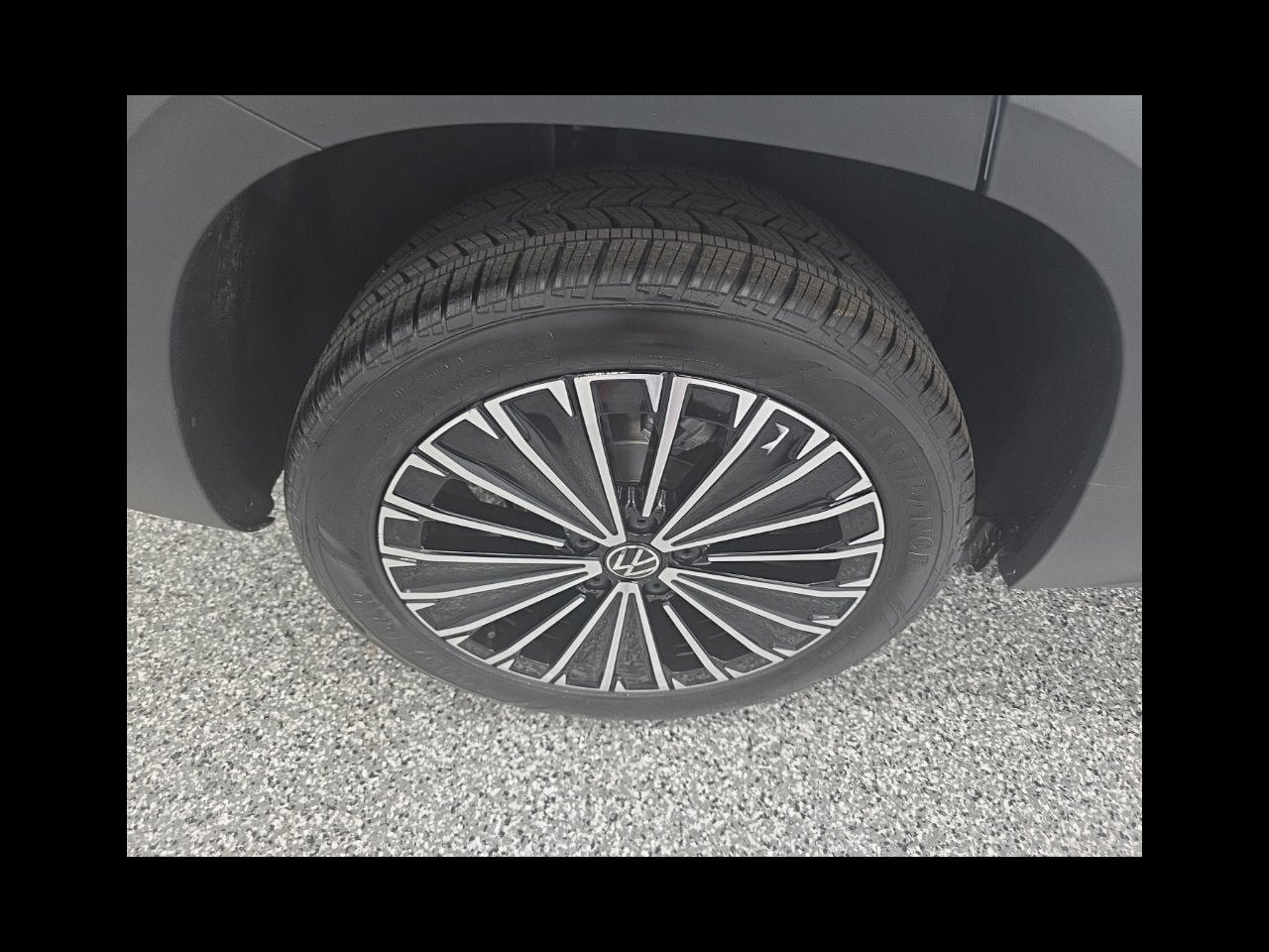 2027 Volkswagen Taos 1.5T SE