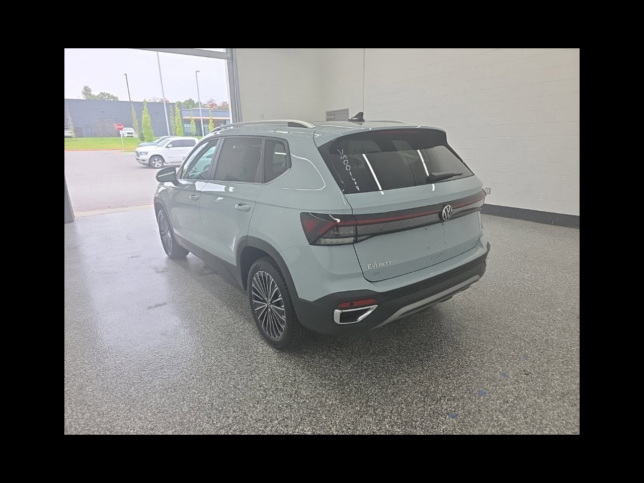 2027 Volkswagen Taos 1.5T SE