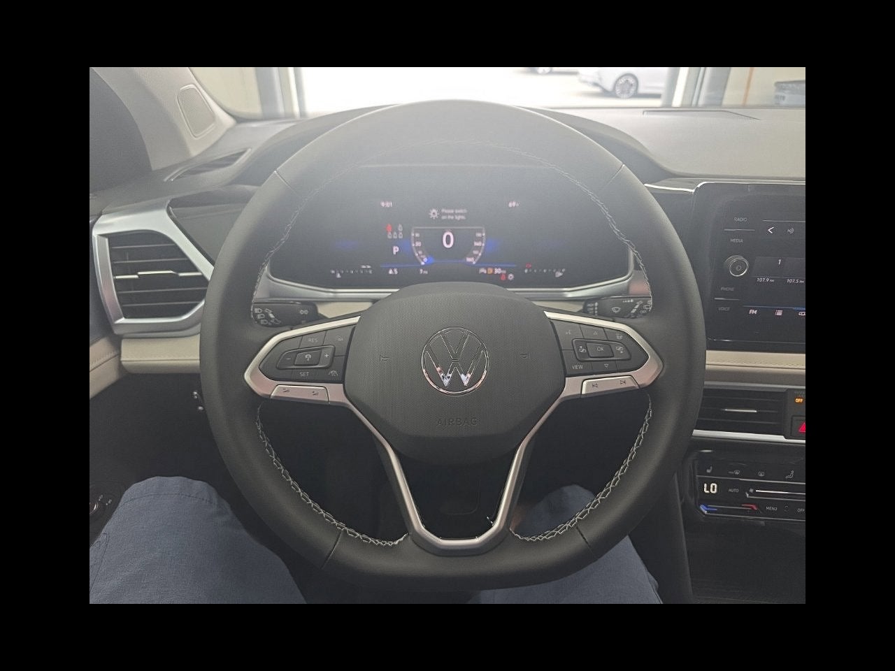 2027 Volkswagen Taos 1.5T SE