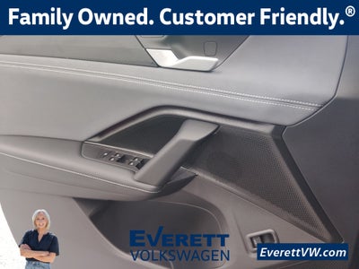 2026 Volkswagen Tiguan 2.0T SE