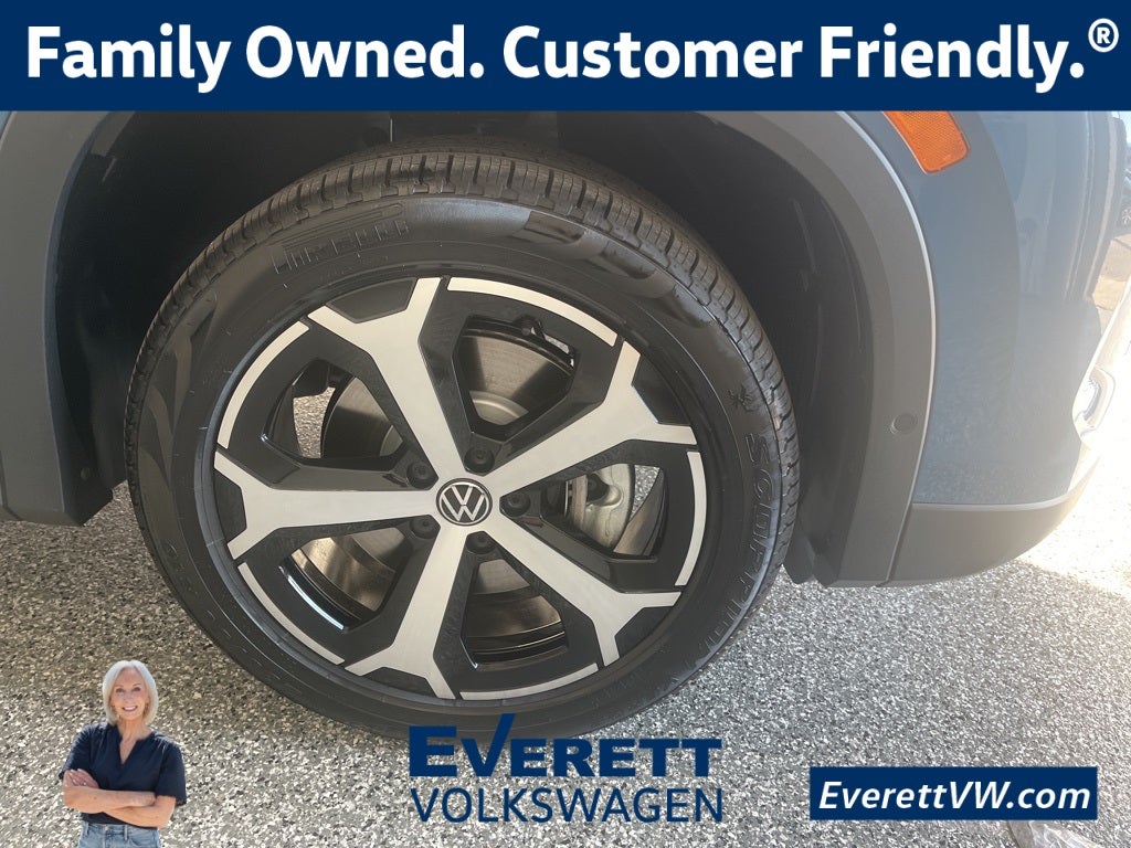 2026 Volkswagen Tiguan 2.0T SE