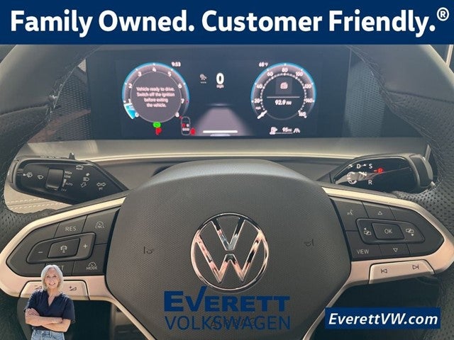 2026 Volkswagen Tiguan 2.0T SE R-Line Black