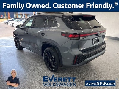 2026 Volkswagen Tiguan 2.0T SE R-Line Black