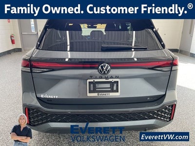 2026 Volkswagen Tiguan 2.0T SE R-Line Black