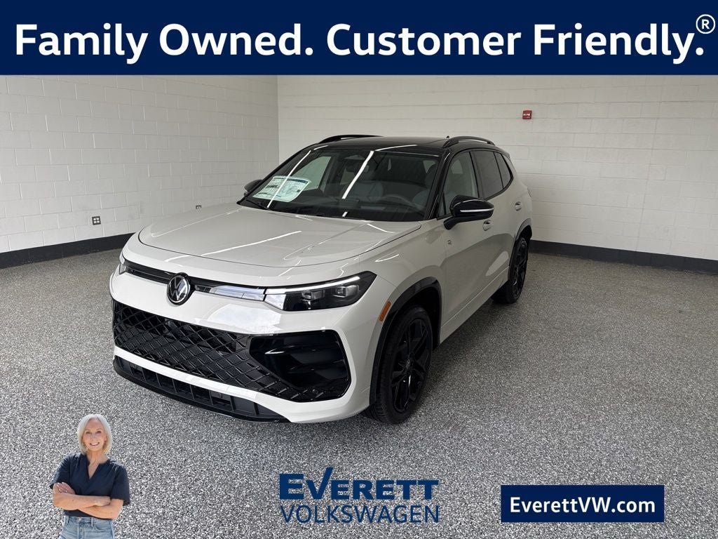 2026 Volkswagen Tiguan 2.0T SE R-Line Black