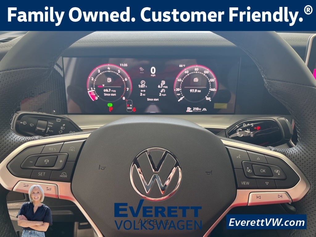 2026 Volkswagen Tiguan 2.0T SE R-Line Black